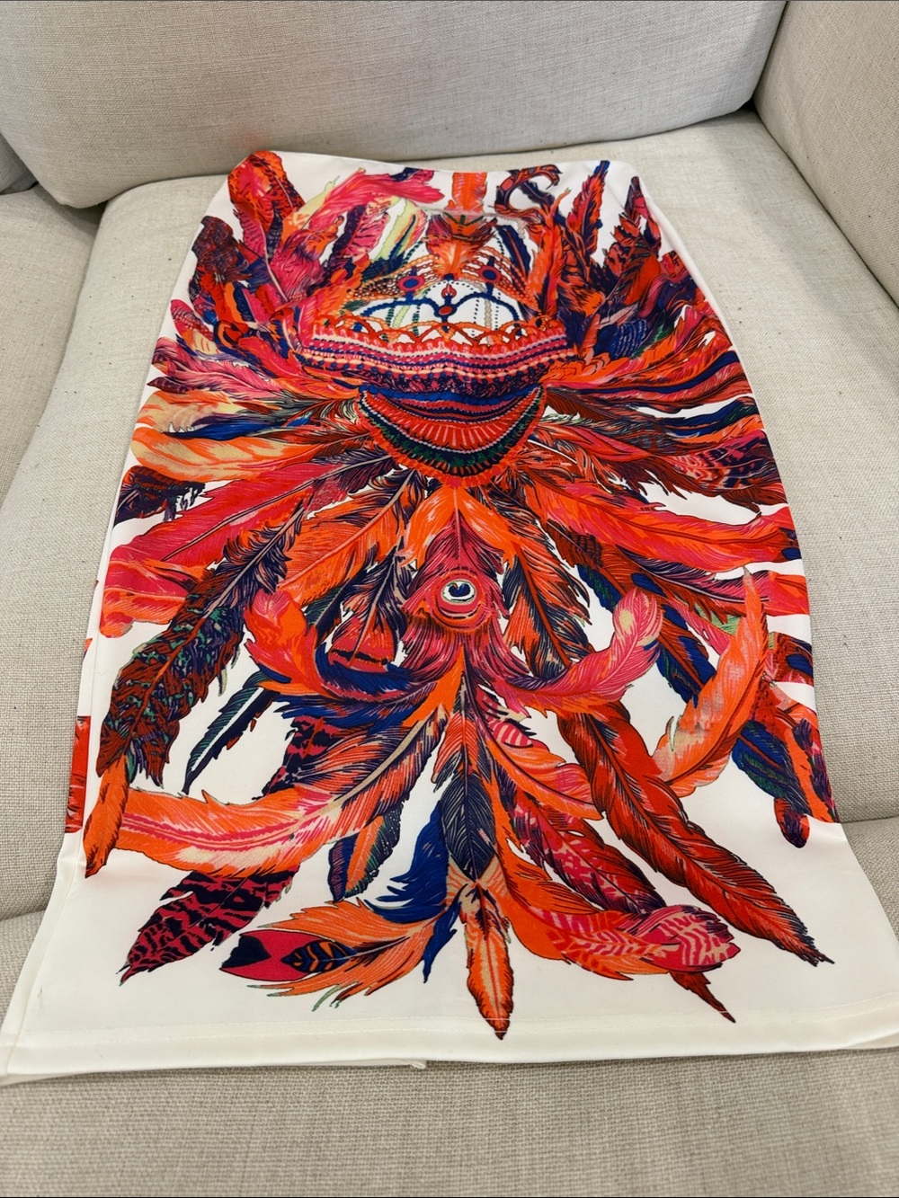 AKIRA White Pencil Skirt with Bold Orange, Pink & Blue Feather Design
